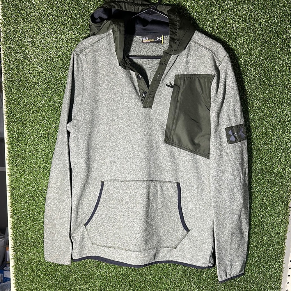 Under Armour Two-Tone Hooded Pullover